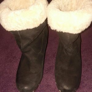 Uggs wedge boots